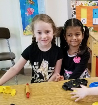 girl-play-doh-kkcp